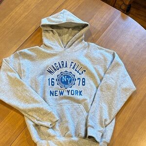 Gildan Gray New York Hoodie